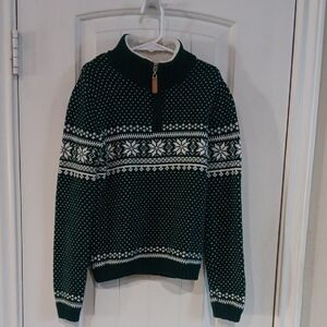 Tahari Dark Green & White  Faire Isle Knit Sweater